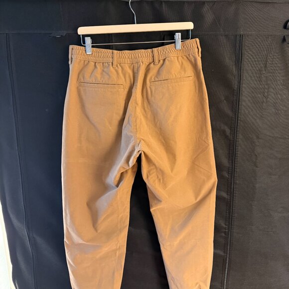 UNIQLO Olive Green Casual Chino Pants and Brown Tapered Jogger Pants - Picture 4 of 4